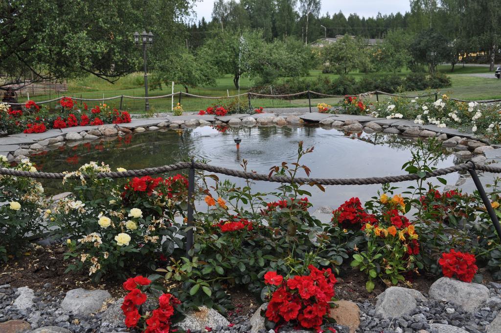 Hotel Vaihmalan Hovi à Lempäälä Extérieur photo