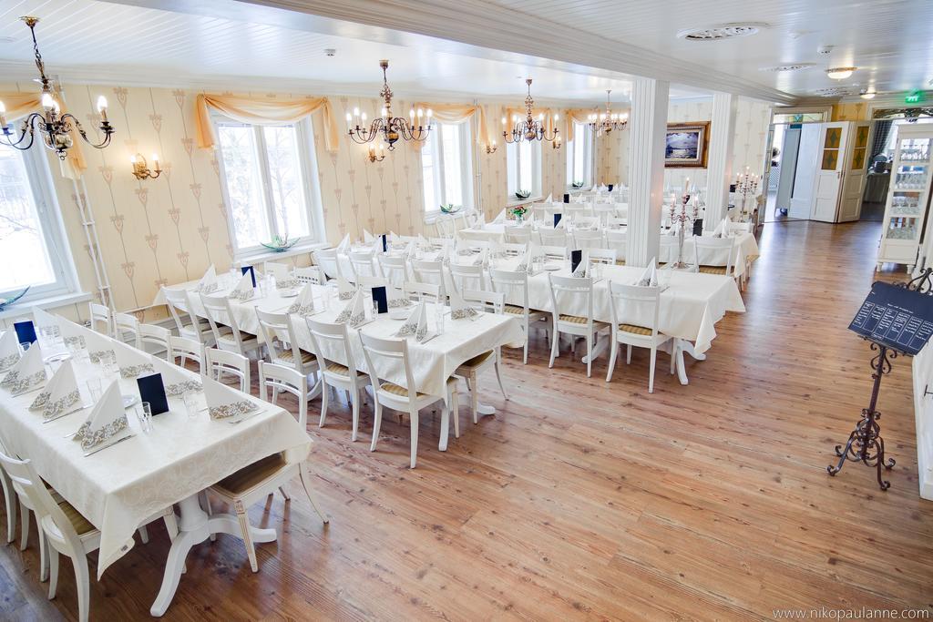 Hotel Vaihmalan Hovi à Lempäälä Extérieur photo