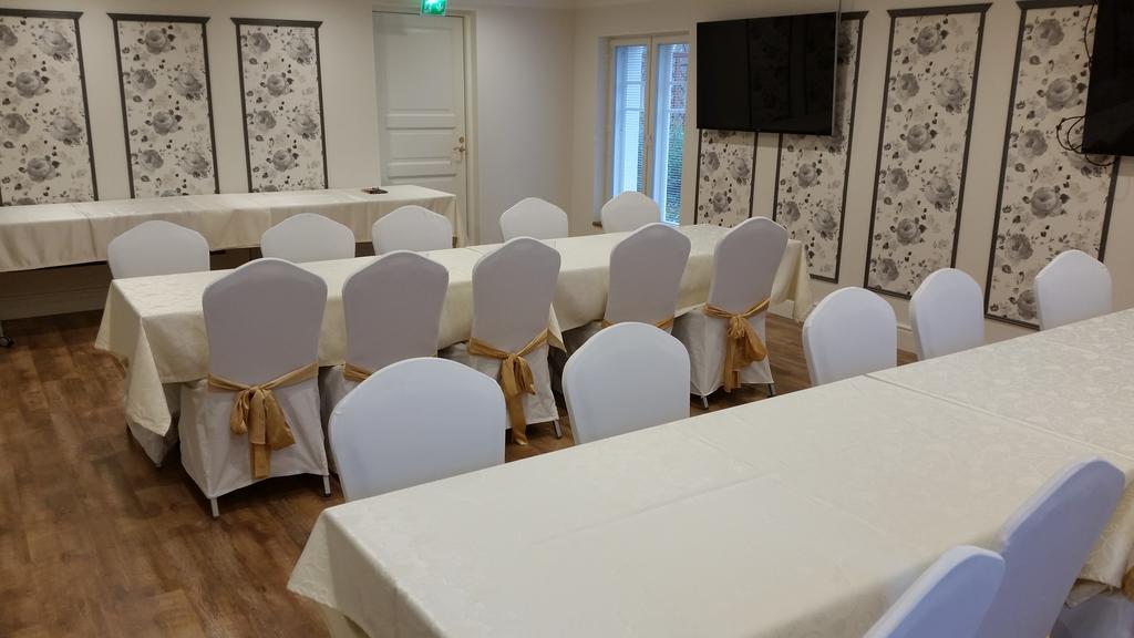 Hotel Vaihmalan Hovi à Lempäälä Extérieur photo
