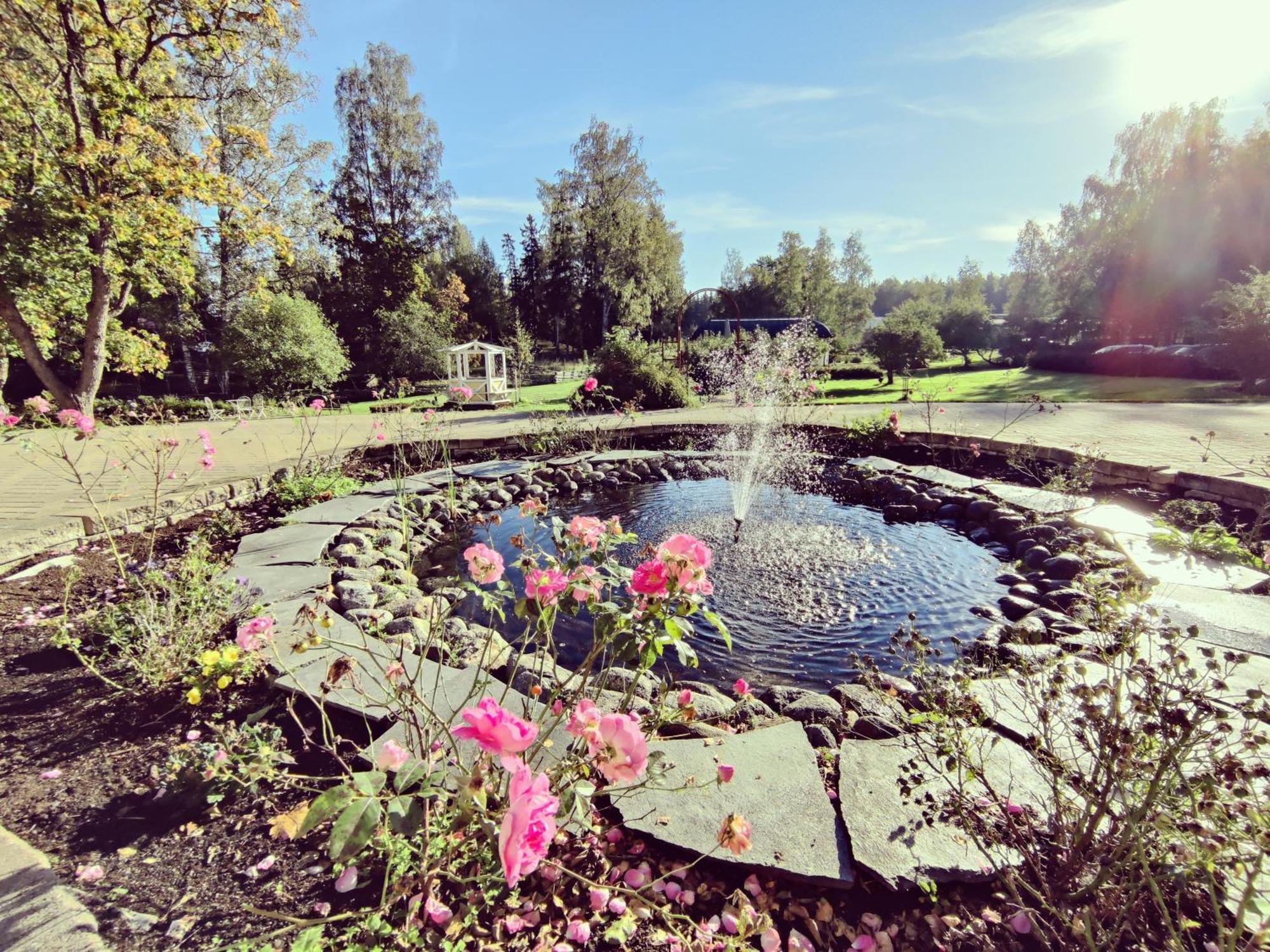 Hotel Vaihmalan Hovi à Lempäälä Extérieur photo