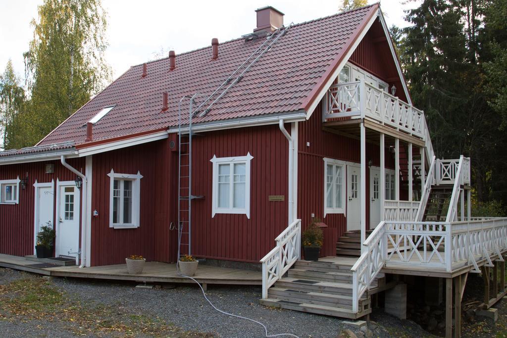 Hotel Vaihmalan Hovi à Lempäälä Extérieur photo