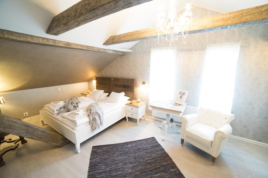 Hotel Vaihmalan Hovi à Lempäälä Extérieur photo