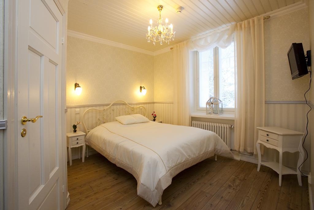 Hotel Vaihmalan Hovi à Lempäälä Extérieur photo